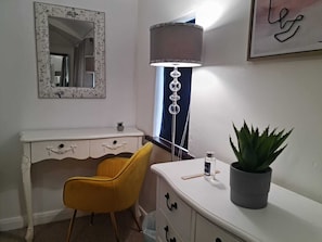 House, Multiple Beds | 3 bedrooms, iron/ironing board, free WiFi, bed sheets