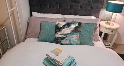 Immaculate 3-bed House in Middleton