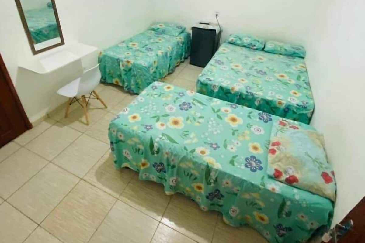Triple Room | Wi-fi percuma, cadar katil