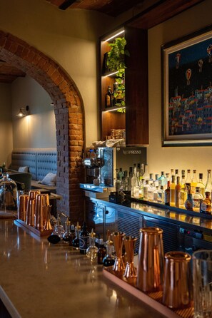 Bar (en el alojamiento)