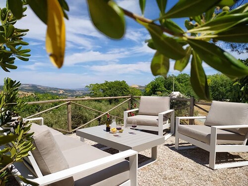 Immaculate 1bedroom Apartment in Ortezzano