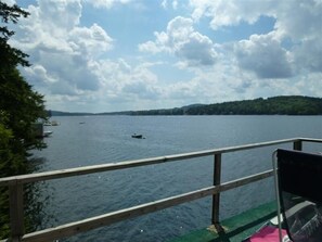 Property grounds - Charming Winnipesaukee Waterfront Meredith with great Sun Deck (Meredith)