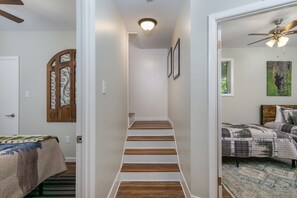 3 habitaciones, tabla de planchar con plancha y wifi gratis