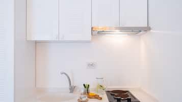 Balkonlu Suite | 1 habitación, ropa de cama de alta calidad y decoración personalizada