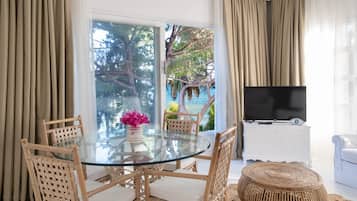 King Suite | 1 habitación, ropa de cama de alta calidad y decoración personalizada