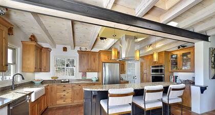 Casa Bonita on the Historic Eastside with Views