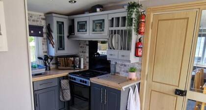 Newly Refurbished 6 Berth Caravan on the Grange