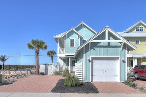 House (3 Bedrooms) | Front of property - Shore to Please 115 FI (Port Aransas)