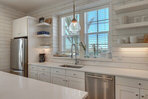 House (3 Bedrooms) | Interior - Shore to Please 115 FI (Port Aransas)