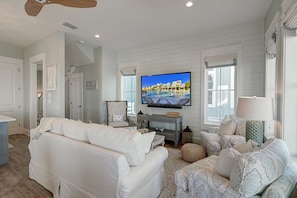 House (5 Bedrooms) | Interior