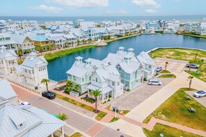 Cottage (1 Bedroom) | Interior - Five O'clock Somewhere 205 Fiv-e (Port Aransas)