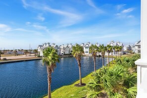 House (4 Bedrooms) | Interior - Uncharted 222 LAK (Port Aransas)
