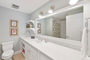 Apartment (2 Bedrooms) | Interior - Lucky Ole Sun TC 3205 (Port Aransas)