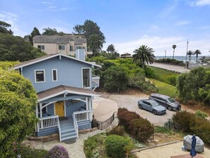 Exterior - Darling Del Mar Beach Cottage with Ocean Views (Del Mar)