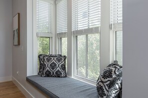 Interior - Carlton Landing- Adventures (Eufaula)