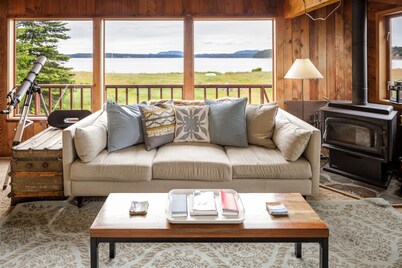 Lopez Island, Crow's Nest #302