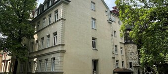 Modern holiday flat with comfortable furnishings, quiet and centrally located