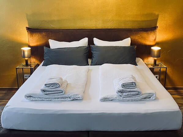 1 bedroom, iron/ironing board, travel crib, free WiFi