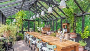 Unclassified image, 4 of 48, button - Old Barn - Tranquil 3-bedroom Holiday Cottage (Colyton)