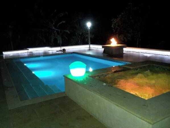Outdoor pool - Espectacular Finca con Jacuzzi Climatizado (Cundinamarca)