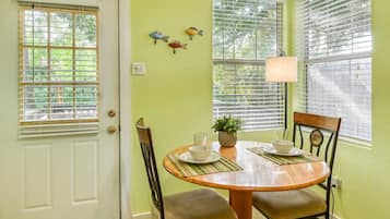 Apartment (Vilano Cottage Unit A) | Exterior