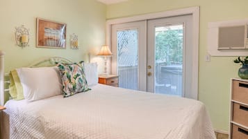 Apartment (Vilano Cottage Unit A) | Exterior