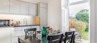 Lovely Villa1king 2 Double 4 Single 1 Bunk Beds