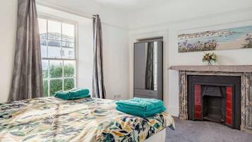 6 habitaciones, tabla de planchar con plancha y wifi gratis