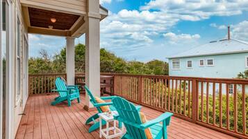 House (Tucker’s Hideaway at Seagate) | Exterior