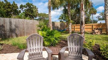 House (The Island Oasis) | Exterior