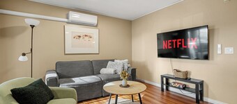 Spacious 3 Beds, Stampede, Saddledome, A/C, Underground Parking