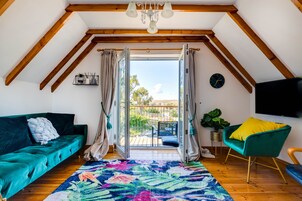 2 habitaciones, decoración personalizada y muebles diferentes 