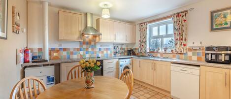 Dishwasher, high chair