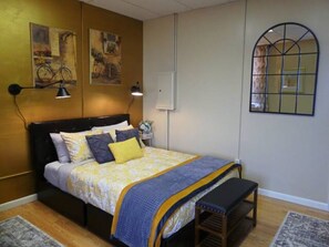 1 bedroom, free WiFi, bed sheets