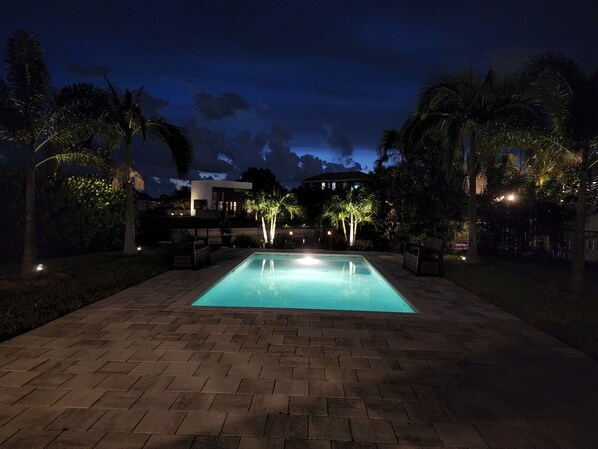 Outdoor pool, a heated pool