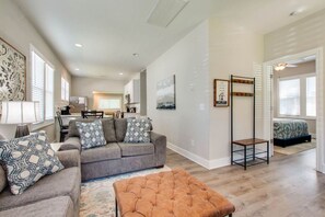 Open-Concept Comfort with Great FlowFrom the cozy living area to the dining space and kitchen, this open layout makes it easy to stay connected with your group. Natural light and thoughtful touches create a warm, welcoming vibe throughout. - Little Stone House in the Heart of Murfreesboro (Murfreesboro)