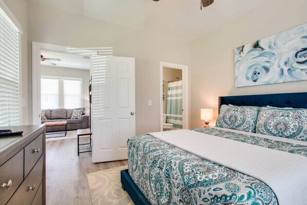 2 bedrooms, desk, iron/ironing board, travel cot