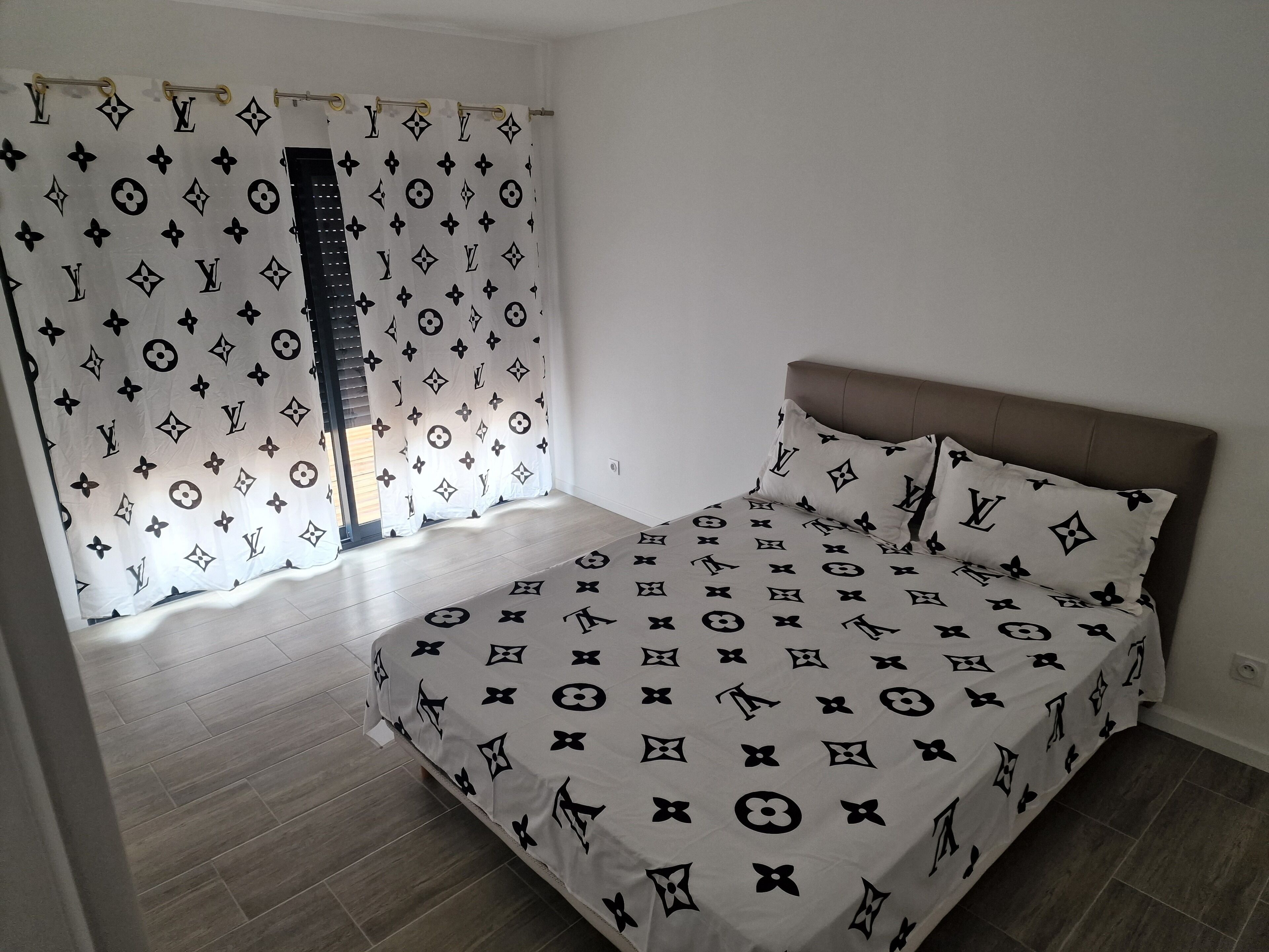 2 habitaciones y wifi gratis 