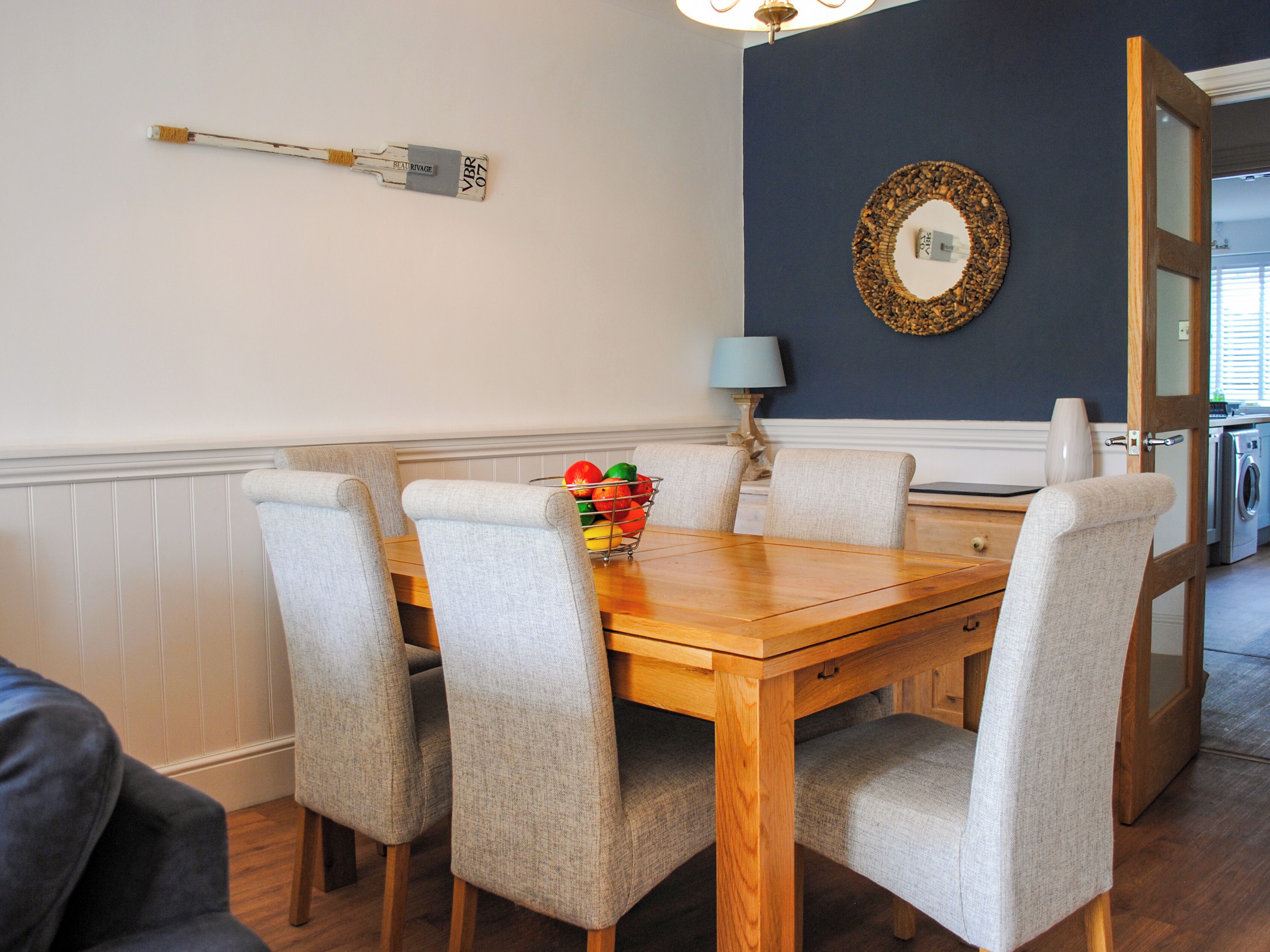 Cottage | Dining
