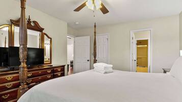 4 chambres, fer et planche à repasser, Wi-Fi, draps fournis