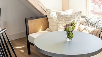 Chambre Deluxe, 1 trĂšs grand lit