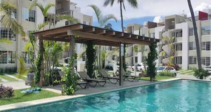 5 mins from beach and interesting places! Weekly and monthly discount available!