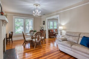 公寓 (16 Saragossa Street B) | 外观