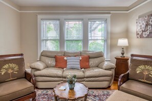 公寓 (16 Saragossa Street B) | 外观