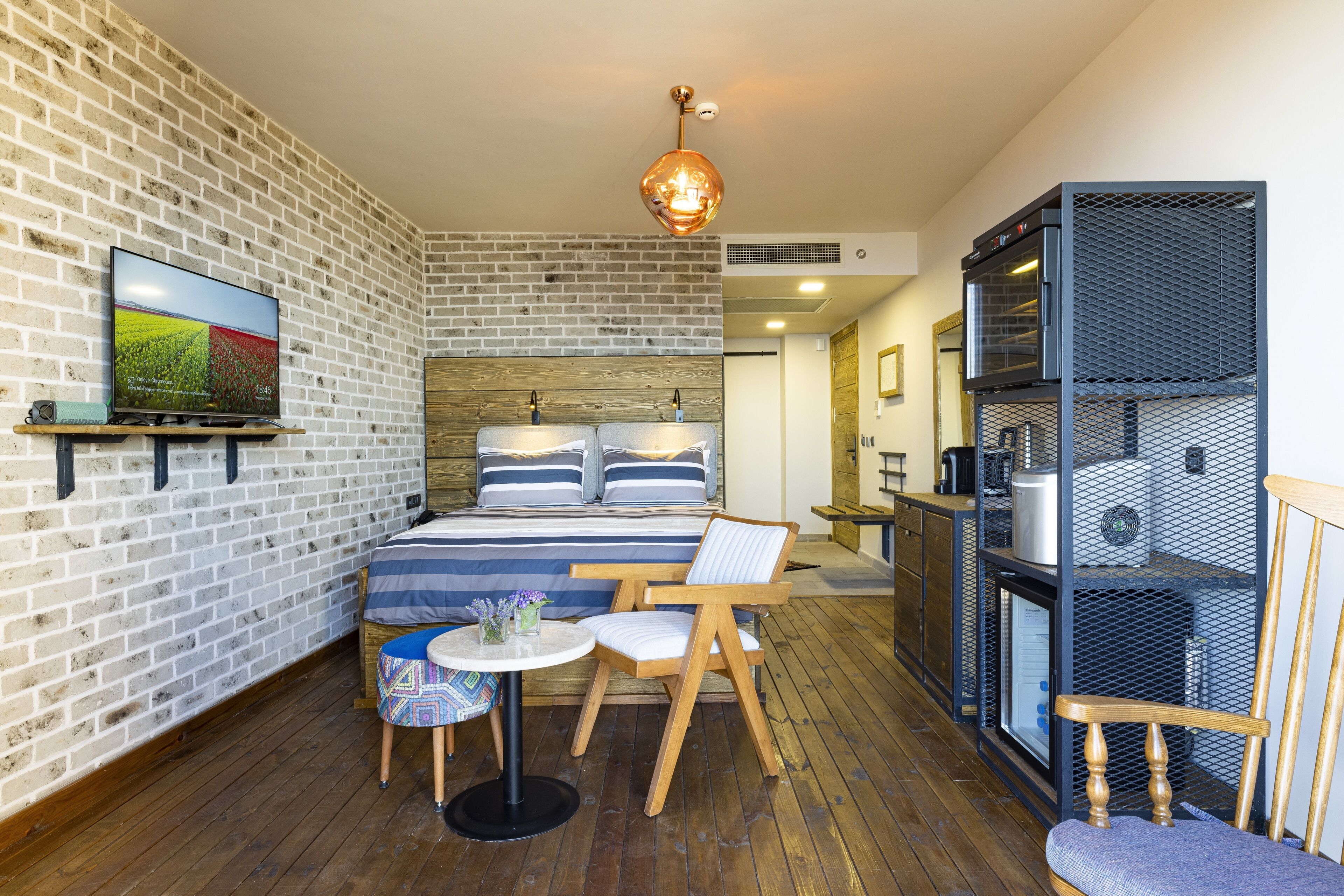 1 habitación, minibar, caja de seguridad en la habitación y escritorio 