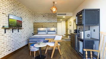 1 habitación, minibar, caja de seguridad en la habitación y escritorio