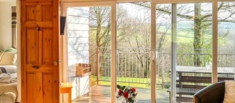Ta Mill Meadowview Chalet 2 in a Stunning Retreat