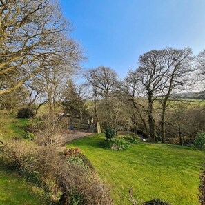 Property grounds - Ta Mill Meadowview Chalet 2 in a Stunning Retreat (Launceston)