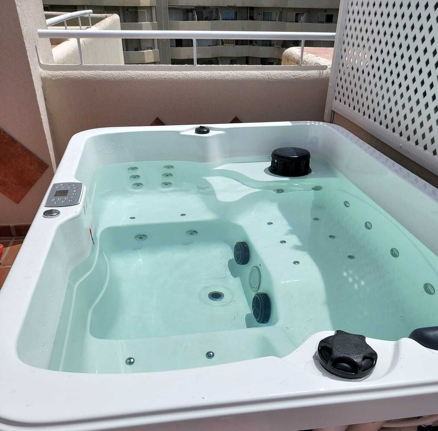 Jacuzzi solo para los clientes del apartamento.