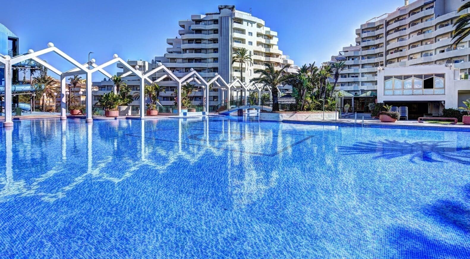 Alberca al aire libre 